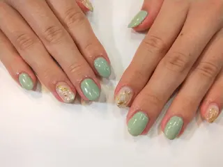 ネイル はばすみれ🎀ﾈｲﾙ 光ﾌｪｲｼｬﾙ ﾍｱのネイルデザイン