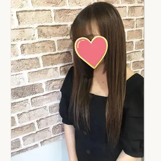 ミディアム 毛穴改善/脱毛 ネイル 川上久仁子のエステ・リラクイメージ