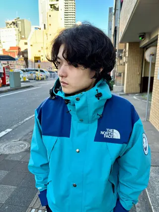 ミディアム パーマ メンズ 小関 仁晴のヘアスタイル