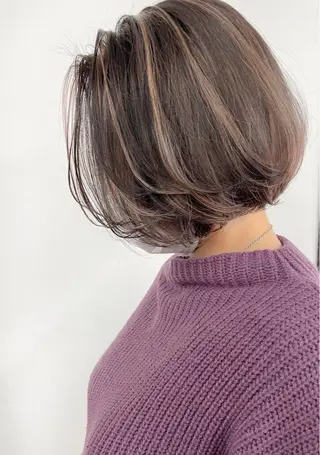 ショート カラー ✨ブリーチなし透明感 池袋 水野のヘアスタイル