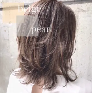 ミディアム カラー AKI アキのヘアスタイル