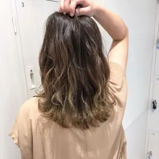 カラー 三鷹で1番ショート ボブをカットする新谷のヘアスタイル