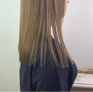 ミディアム カラー stylist店長 岡本真依のヘアスタイル