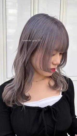 セミロング カラー なぎさ 🎀 / 透明感カラー/心斎橋のヘアスタイル