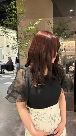 ミディアム 透明感カラー🫧×癒 しスパ鈴木思音のヘアスタイル
