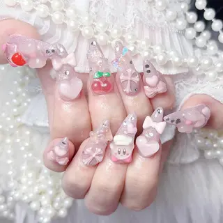 ネイル リリ 奈🎀のネイルデザイン