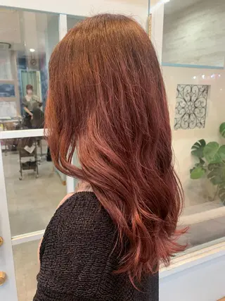 ロング やざき ちかのヘアスタイル