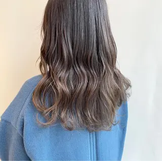 カラー 山口 莉奈のヘアスタイル