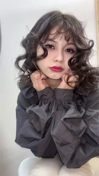 ミディアム カラー miteゆい カラーモデルのヘアスタイル