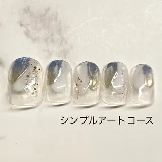 ミディアム ネイルサロン Bliss（ブリス）のネイルデザイン