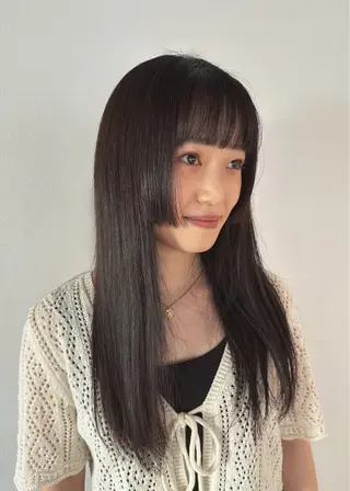 ロング TRENCH　相澤 果歩のヘアスタイル