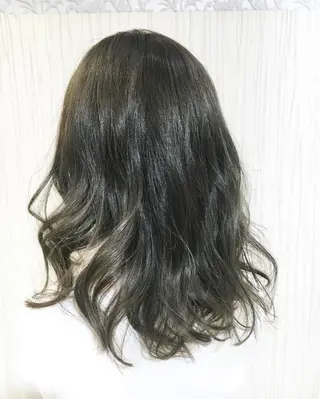 ミディアム セミロング カラー パーマ ヘアアレンジ ✨艶髪✨透明感✨ 山内大樹のヘアスタイル