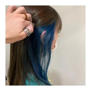 セミロング カラー あべ ゆうかのヘアスタイル