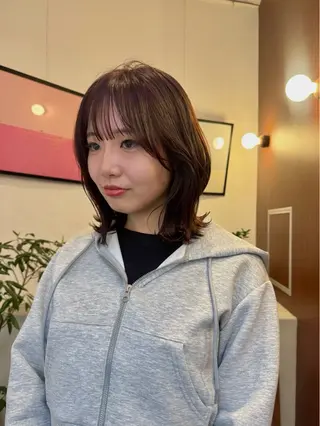 ミディアム カラー illatos あやののヘアスタイル