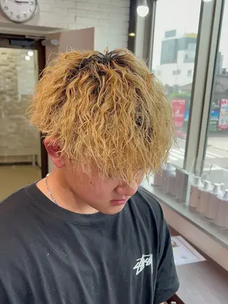 カラー パーマ メンズ Hazu 【パーマ特化美容師】のヘアスタイル