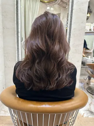 セミロング 寺田  鼓捺/艶髪 /透明感カラーのヘアスタイル