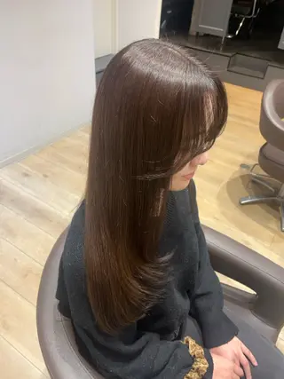 ロング カラー Chere-Rosso- 金剛店所属・Chere 金剛店 髙木翌のヘアスタイル