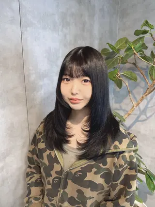 ロング カラー ヘアアレンジ レイヤー×透明感カラ ーHAYATOのヘアスタイル