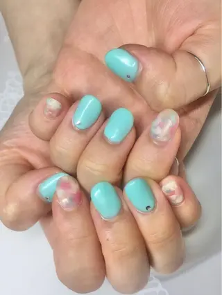 ネイル 新宿ネイルサロン ジェミディローサのネイルデザイン