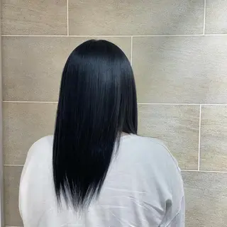 ロング カラー 武井 哉子のヘアスタイル