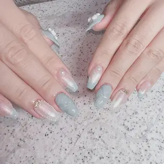 ネイル Queens みなみのネイルデザイン