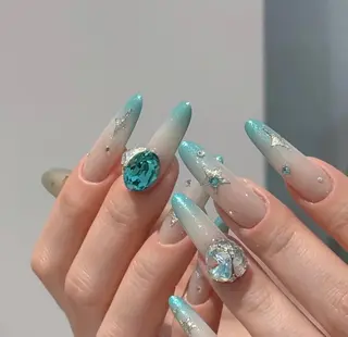 ネイル Pure&Rich Nailのネイルデザイン