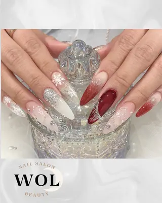ネイル WOL🌙 momokoのネイルデザイン