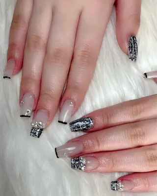 ネイル Feel ‪‪☺︎‬Yuriaのネイルデザイン