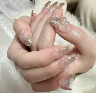 ネイル &ME かすみのネイルデザイン