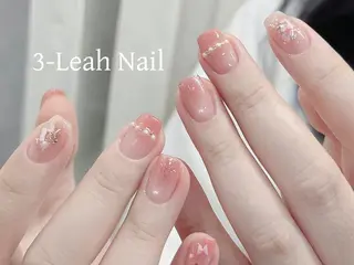 ショート 💅 リリアのネイルデザイン