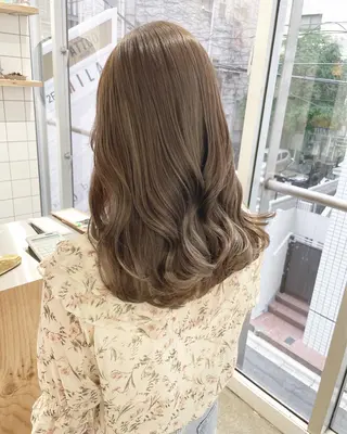 セミロング カラー ♡🪞韓国スタイル/ MISATO🪞♡のヘアスタイル
