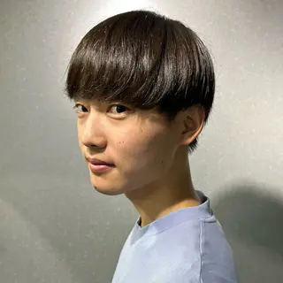 ミディアム メンズ マエダルイ🌐 レイヤースタイルのヘアスタイル