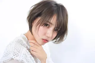 ショート カラー 光吉 洋平のヘアスタイル