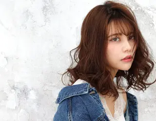 ミディアム カラー パーマ ショート✨ボブ✨代表 新田見美仁のヘアスタイル