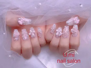 ネイル UMI ネイルサロン新宿🎀のネイルデザイン