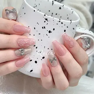 ネイル Queens 榊 まおのネイルデザイン