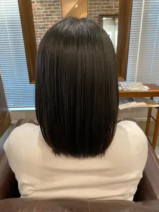 ミディアム パーマ 沖田 舞衣のヘアスタイル