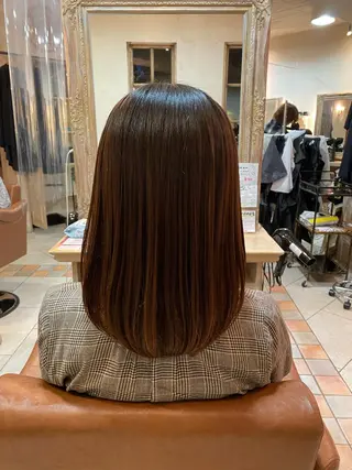 ミディアム 井上 日菜乃のヘアスタイル