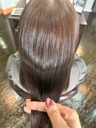 セミロング カラー La Ruelle yoko🐈髪質改善のヘアスタイル