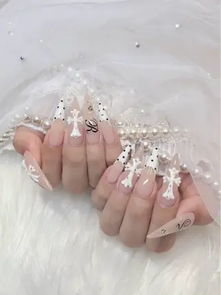 ネイル moca京橋店 Risaのネイルデザイン