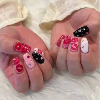 ネイル Nobody_ Reikaのネイルデザイン