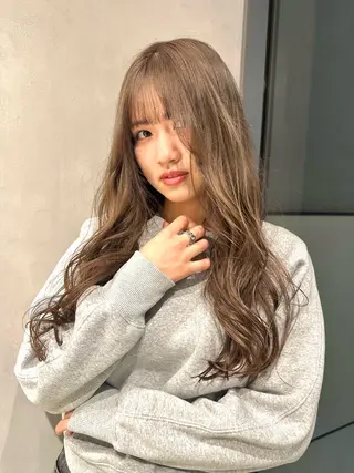 ロング カラー 可愛いベージュ作る 美容師/あかね🧸のヘアスタイル