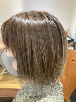 カラー 前田 加奈子のヘアスタイル