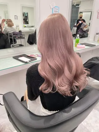 ロング カラー ヘアアレンジ 韓国レイヤー＆ピンク 艶髪🩶maikoのヘアスタイル