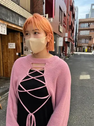 ショート カラー 顔周りレイヤー/韓国 ブリーチminamiのヘアスタイル