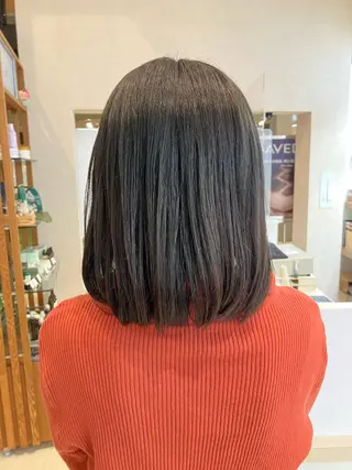 ミディアム カラー 生田 比奈のヘアスタイル