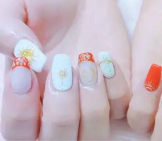 ネイル MoonNail ユリ🌸のネイルデザイン