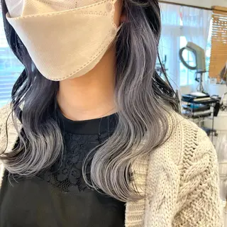 ミディアム カラー インナーカラー 推し ブリーチ  髪質改善のヘアスタイル