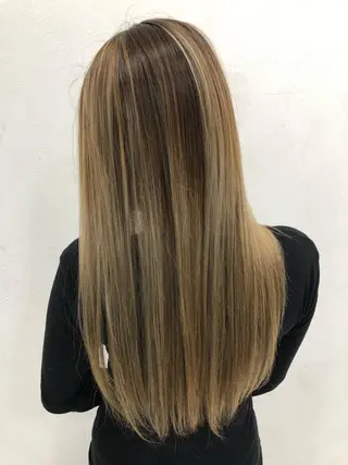 カラー 美容室 HAKUAのヘアスタイル