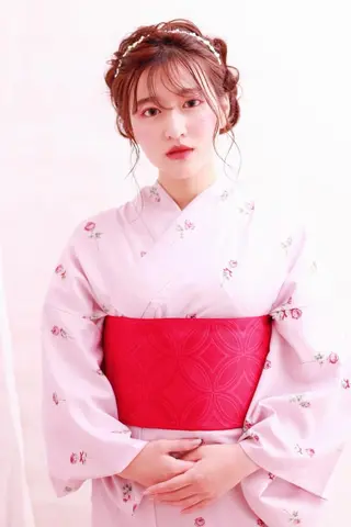 セミロング ヘアアレンジ 佐藤 梨里花 ❤︎のヘアスタイル